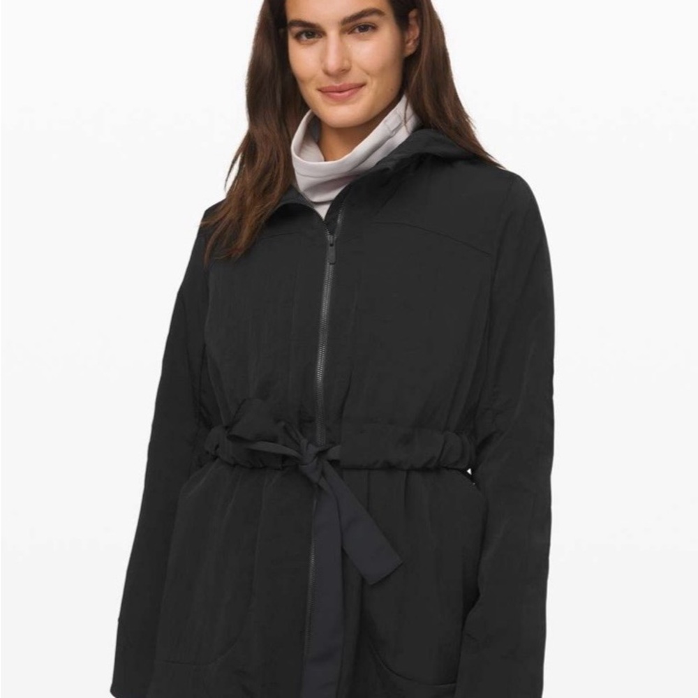 EUC Lululemon New Moves Hooded Jacket size 12
